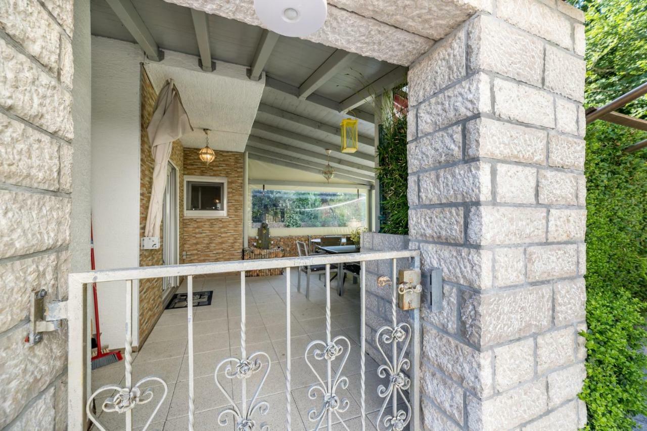 Apartment Pavic Garden Башка Экстерьер фото