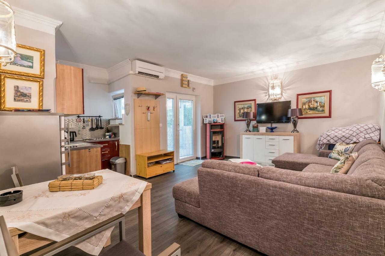 Apartment Pavic Garden Башка Экстерьер фото